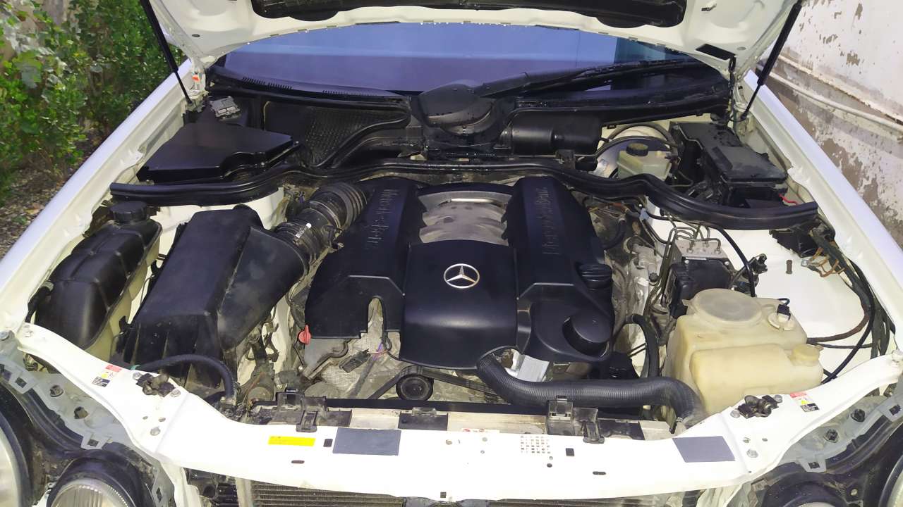 Mercedes E 240, 1999 il, 2.4 L, 227 000 km