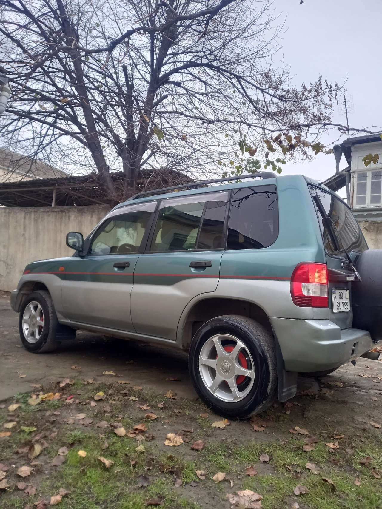 Mitsubishi Pajero iO, 1998 il, 1.8 L, 300 000 km