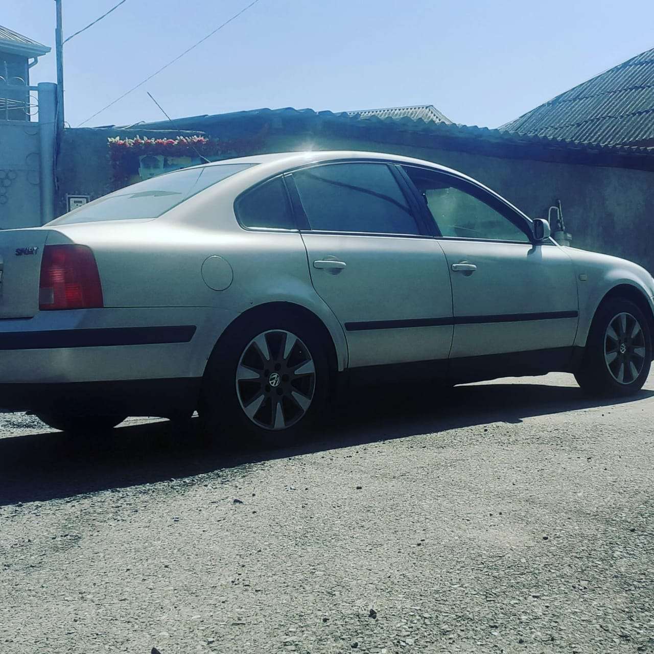 Volkswagen Passat, 1999 il, 1.8 L, 265 291 km