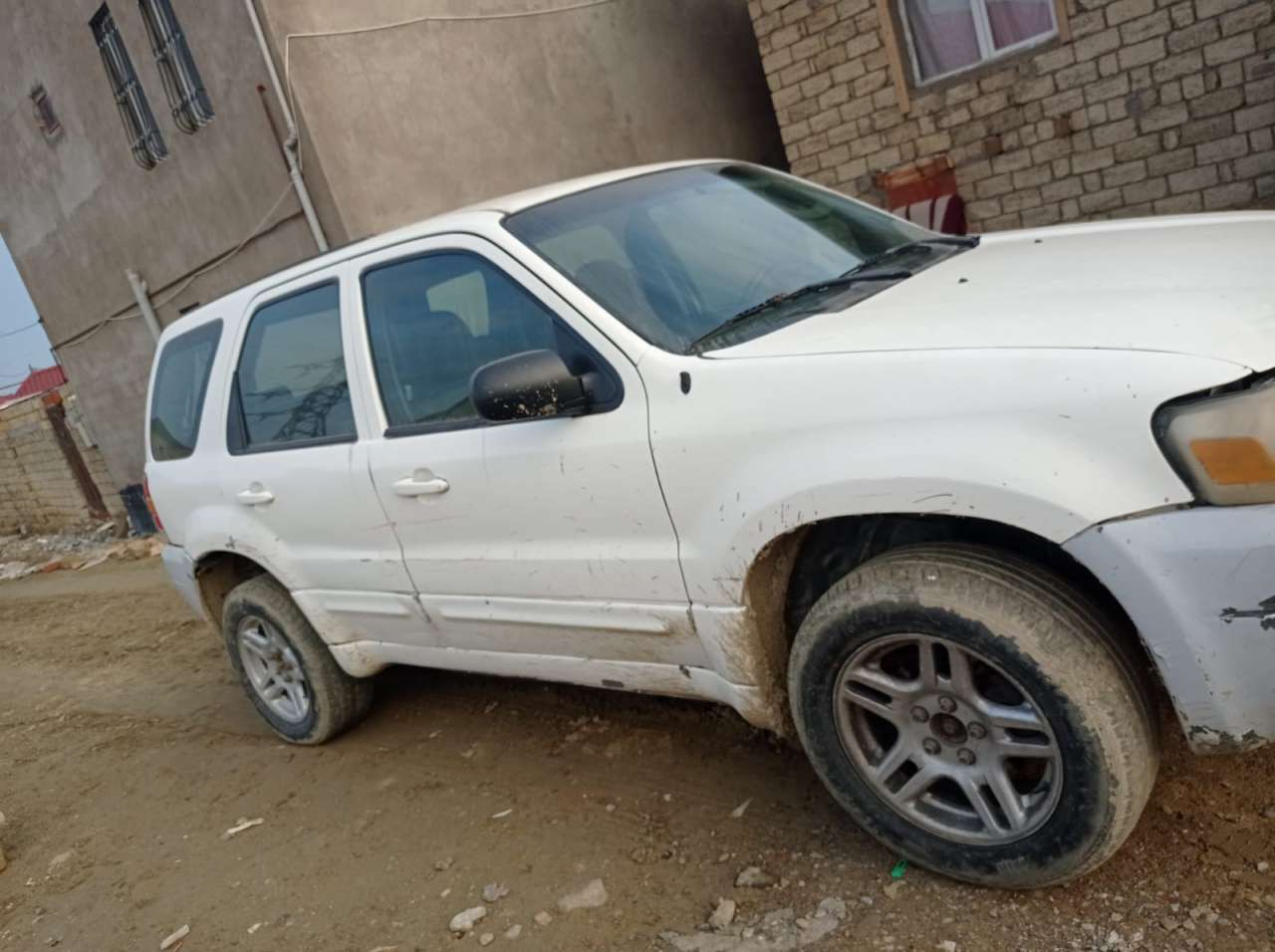 Ford Escape, 2004 il, 0.35 L, 23 000 km