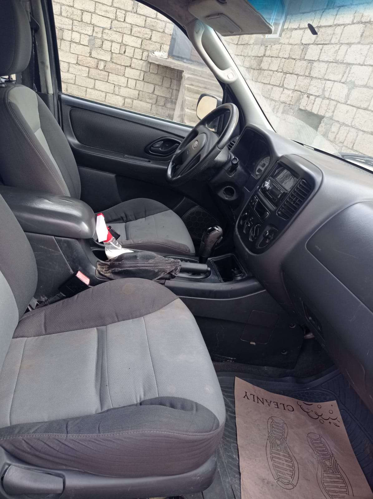 Ford Escape, 2004 il, 0.35 L, 23 000 km