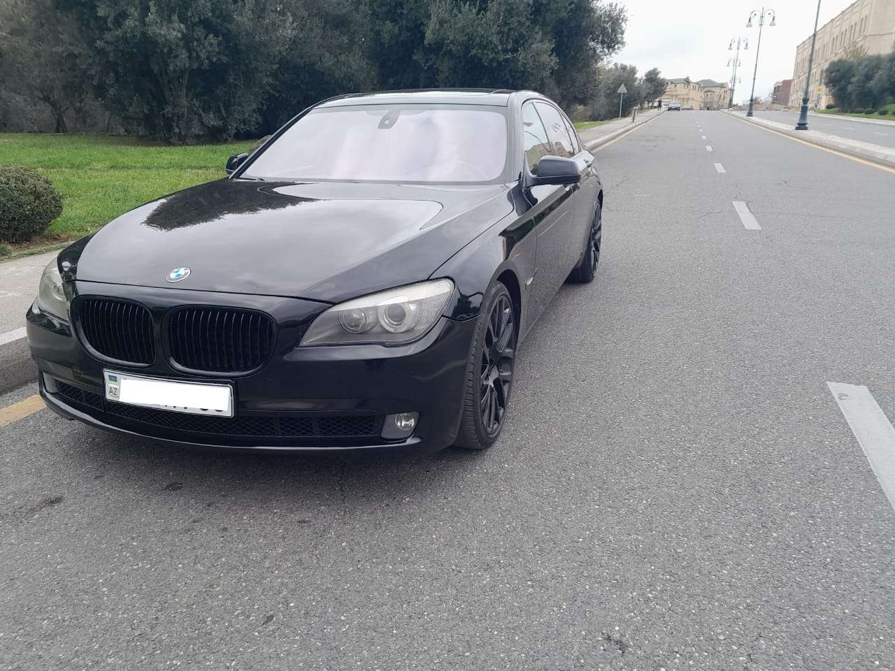 BMW 740, 2011 il, 3.0 L, 142 500 km