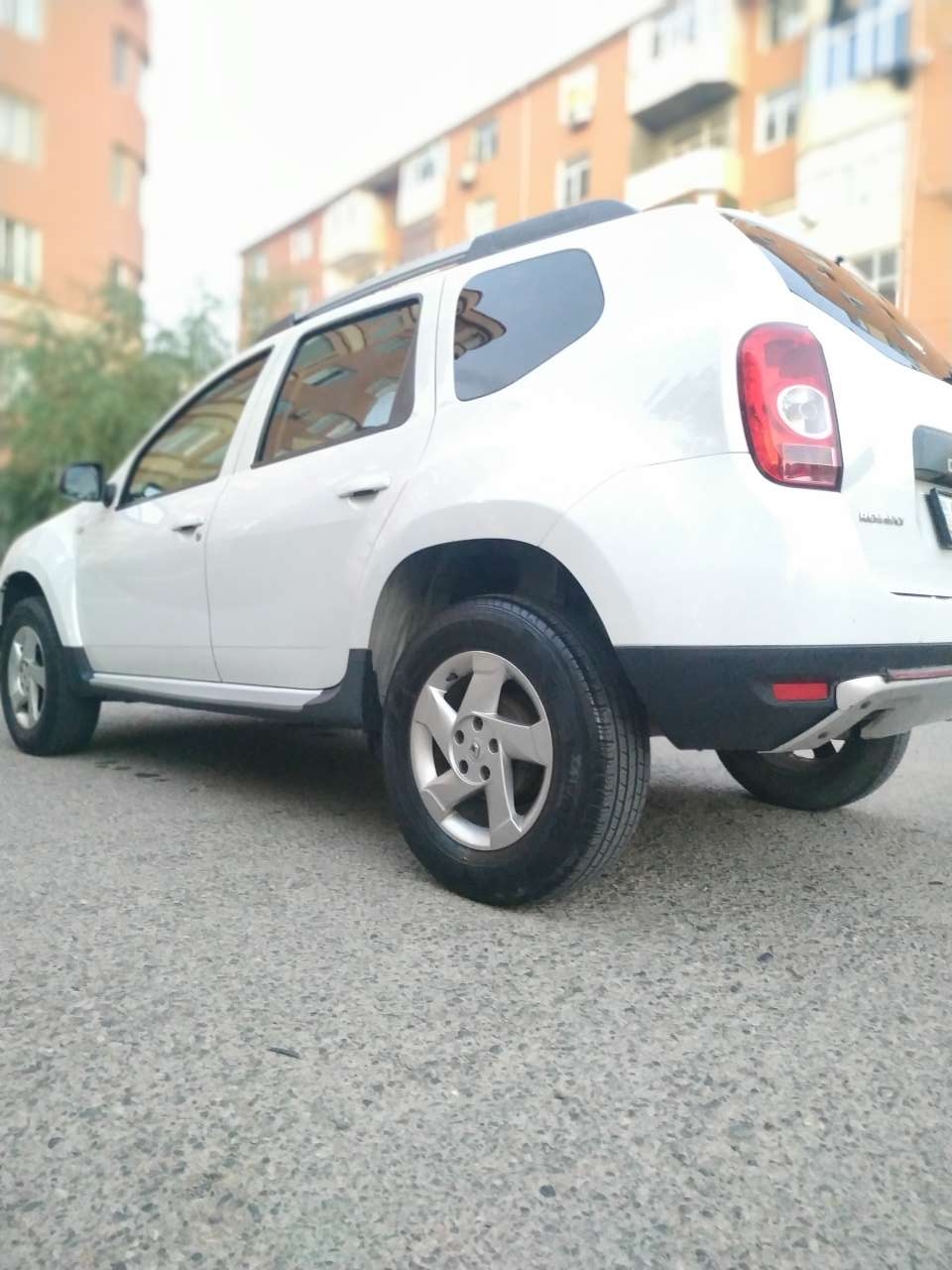 Renault Duster, 2012 il, 2.0 L, 200 000 km