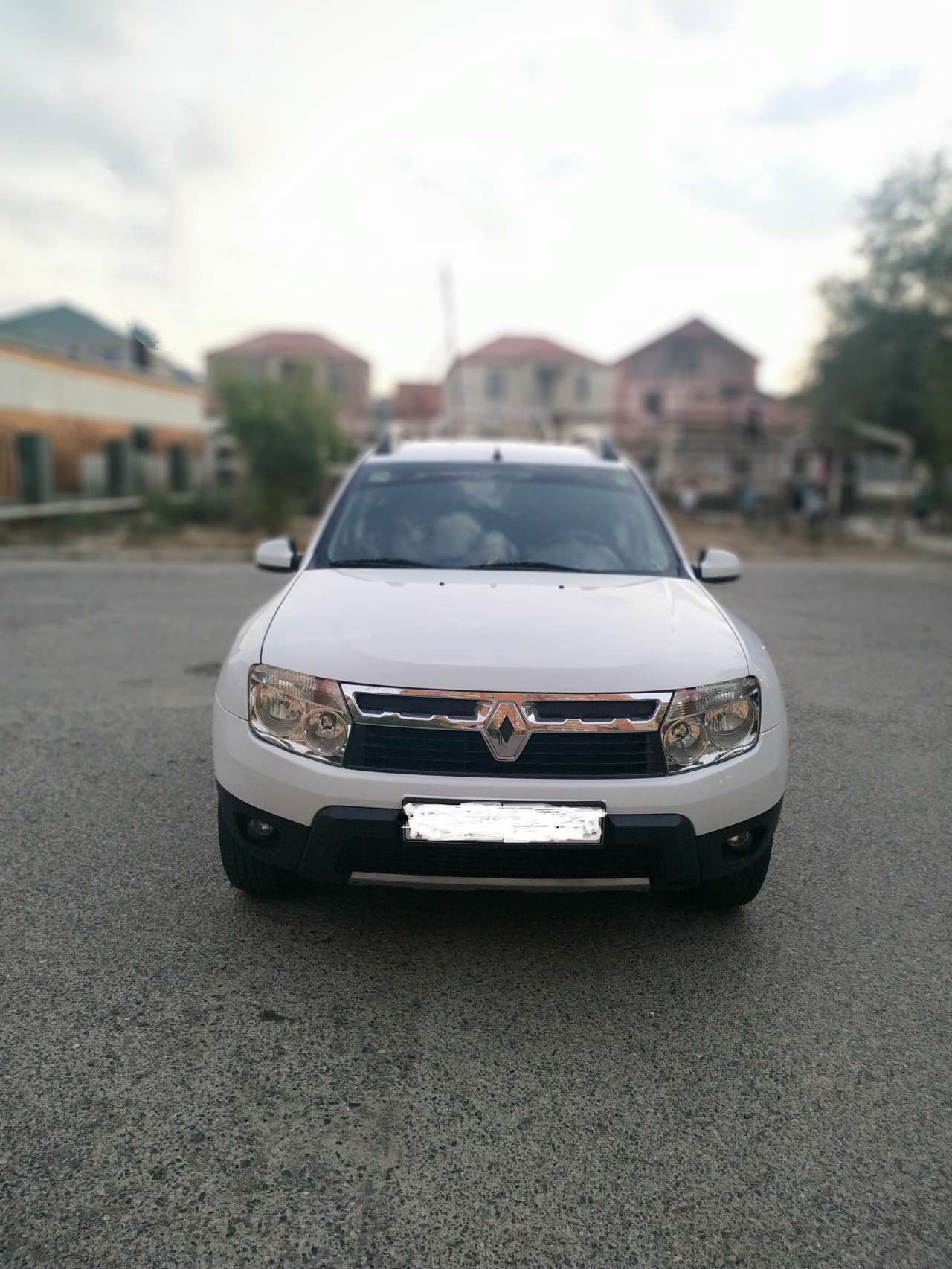 Renault Duster, 2012 il, 2.0 L, 200 000 km