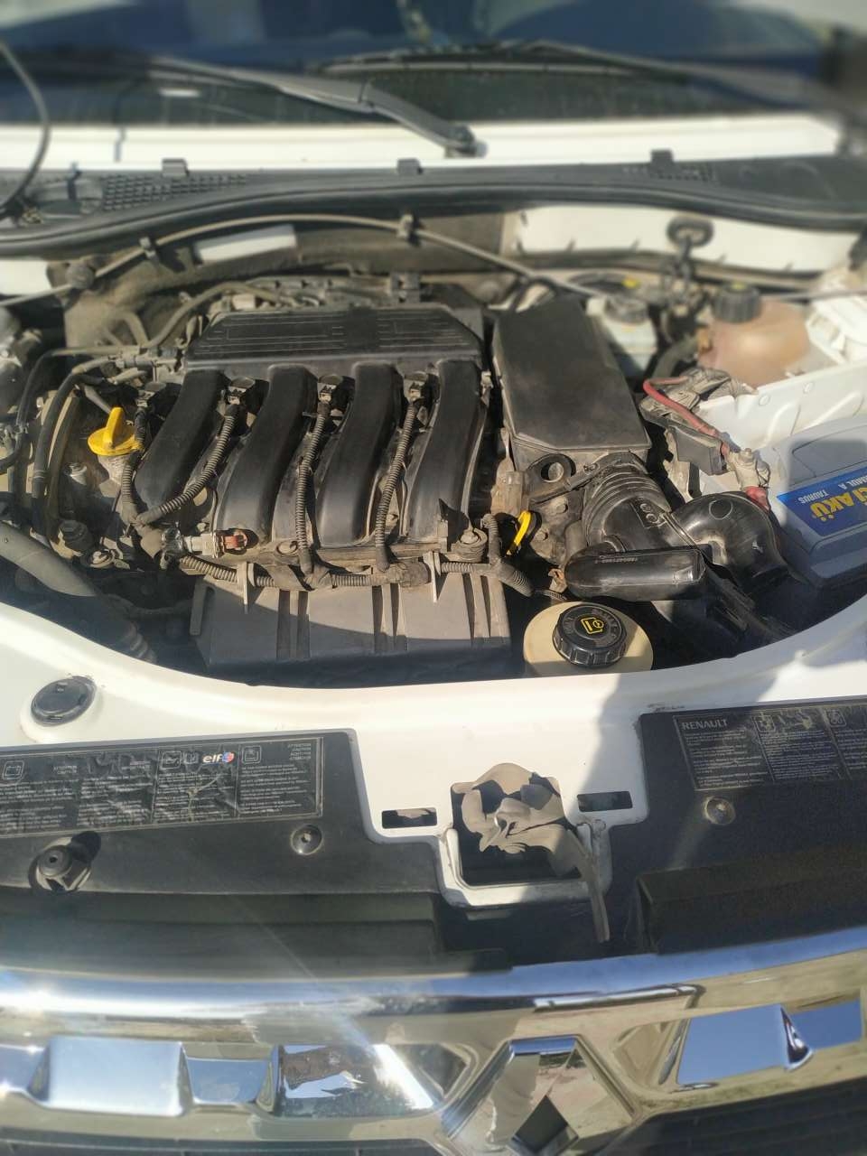 Renault Duster, 2012 il, 2.0 L, 200 000 km