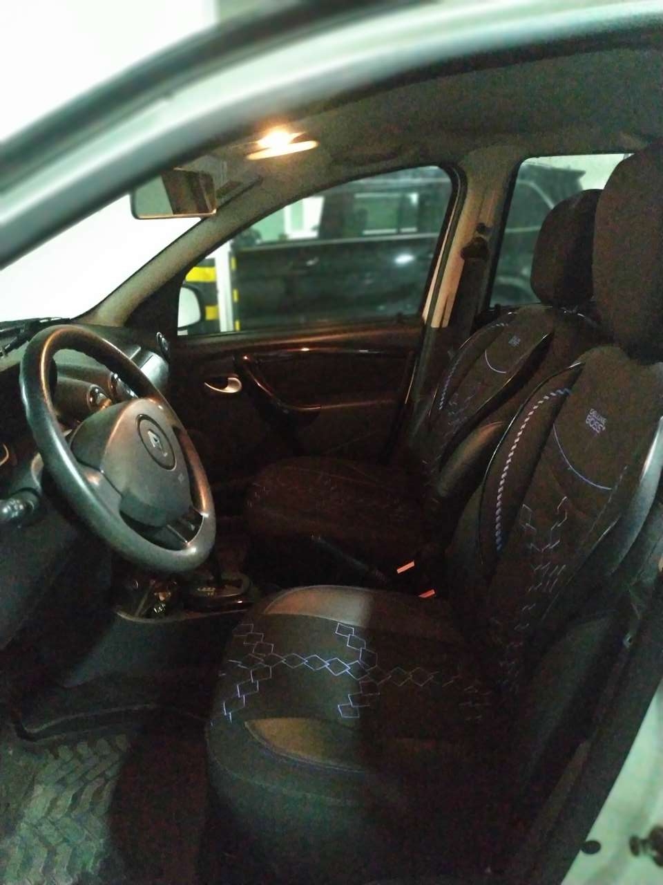 Renault Duster, 2012 il, 2.0 L, 200 000 km