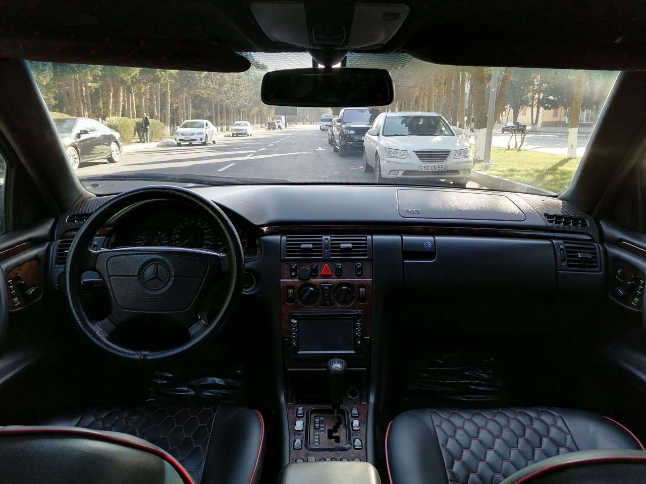 Mercedes E 220, 1998 il, 2.2 L, 500 000 km