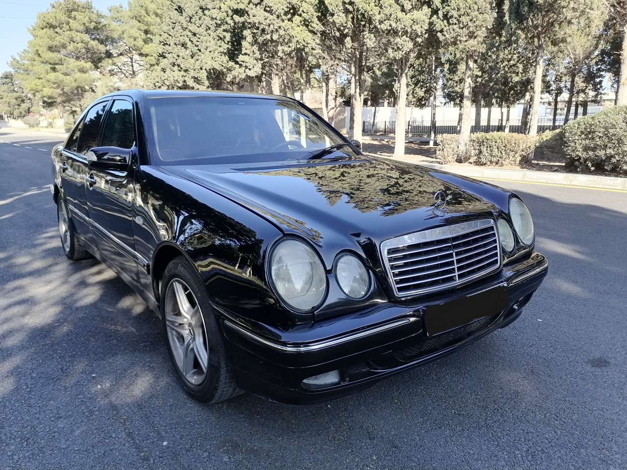Mercedes E 220, 1998 il, 2.2 L, 500 000 km