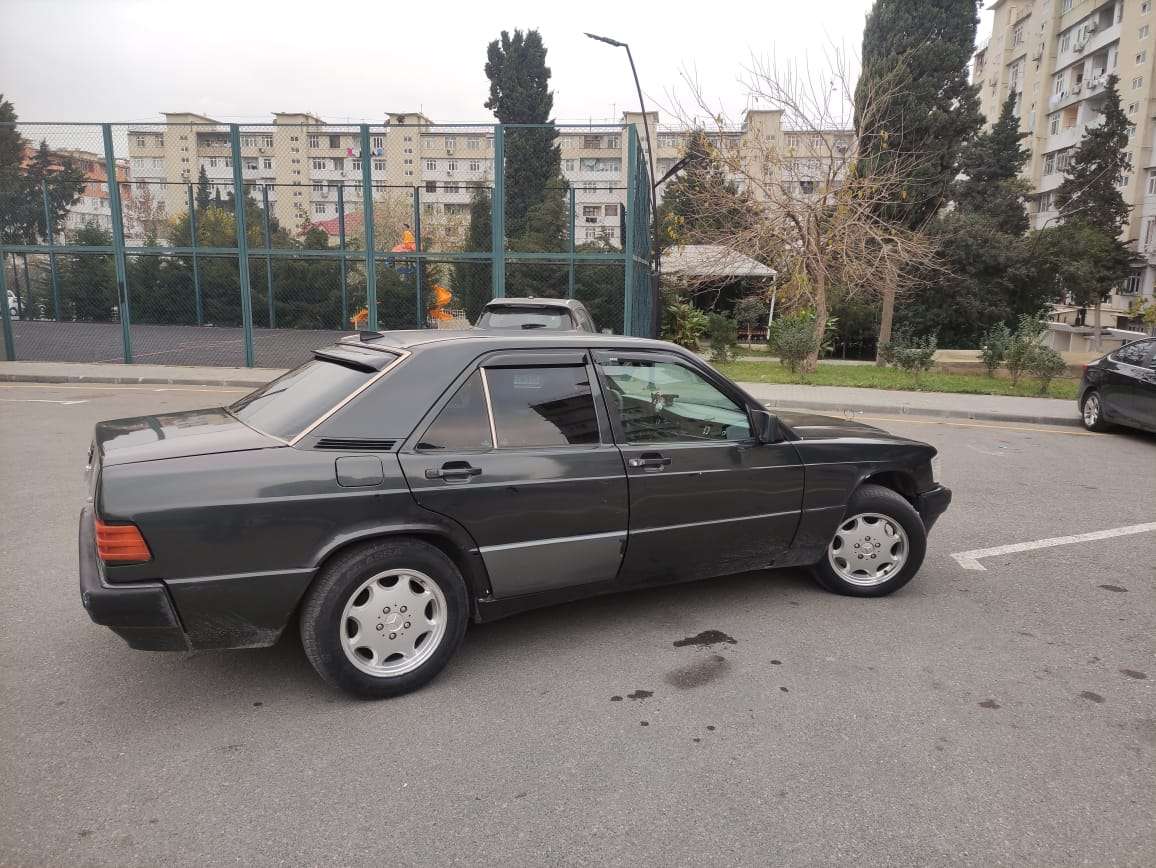 Mercedes 190, 1991 il, 2.0 L, 134 635 km