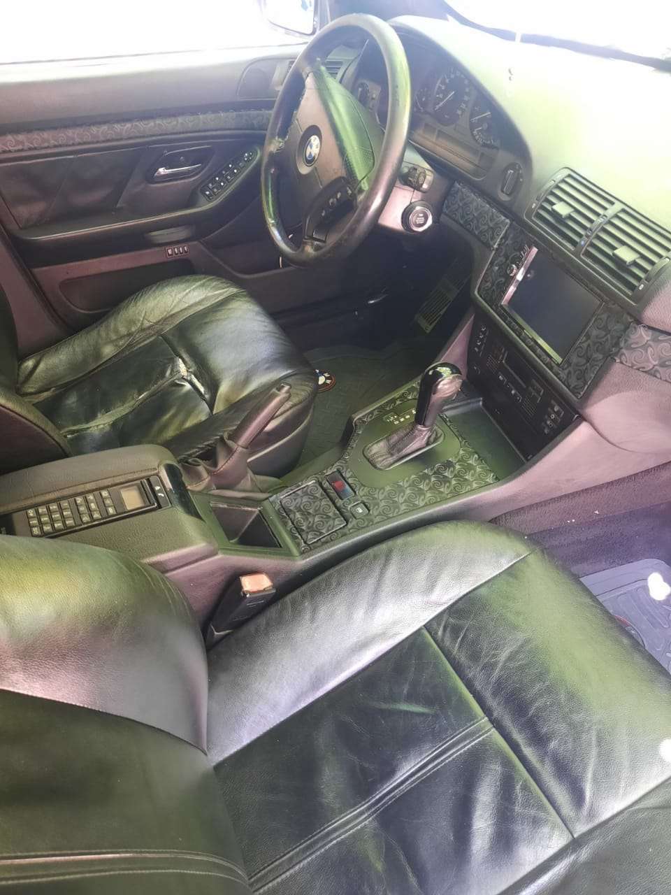BMW 528, 2000 il, 0.25 L, 167 000 km