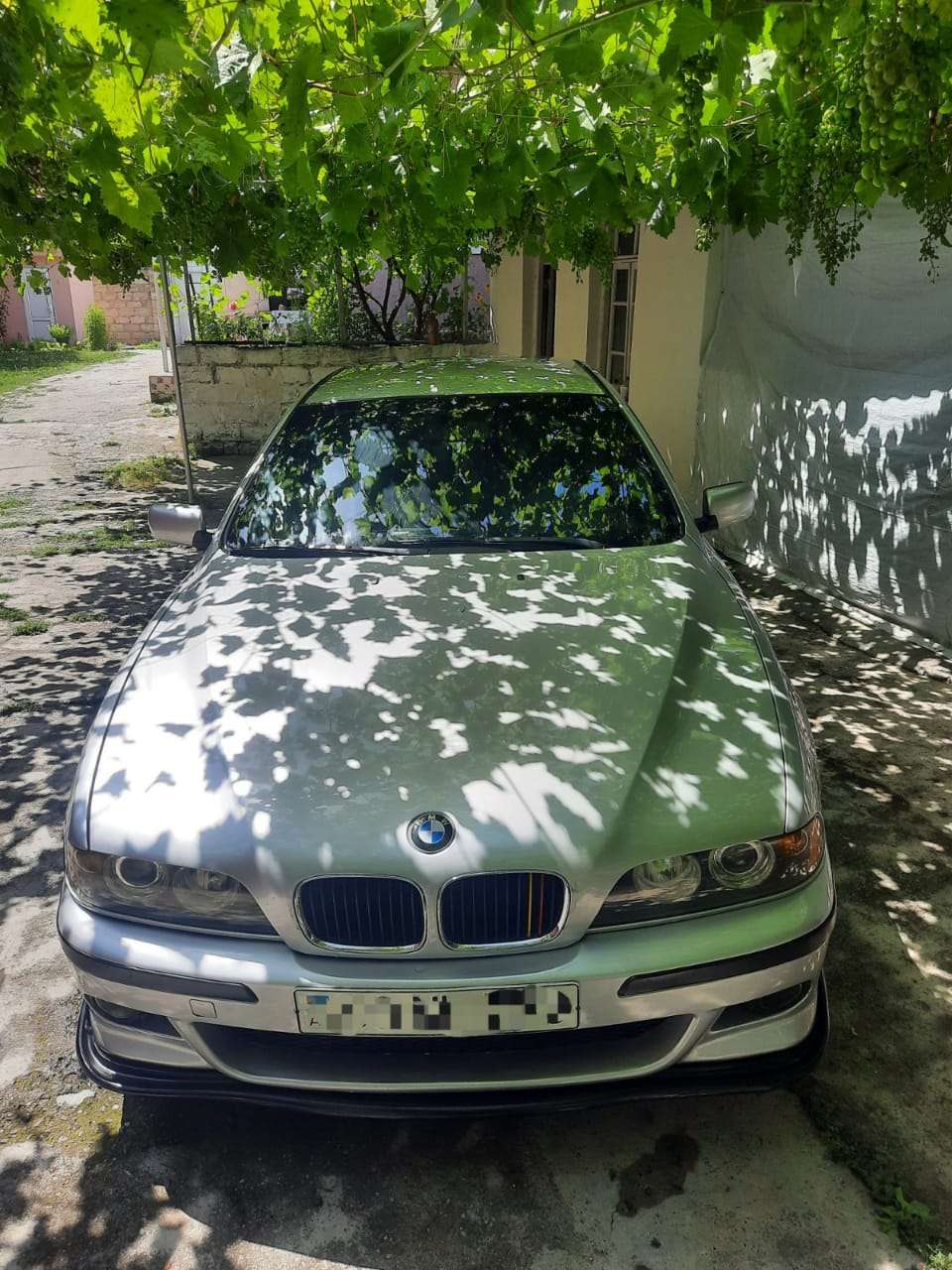 BMW 528, 2000 il, 0.25 L, 167 000 km