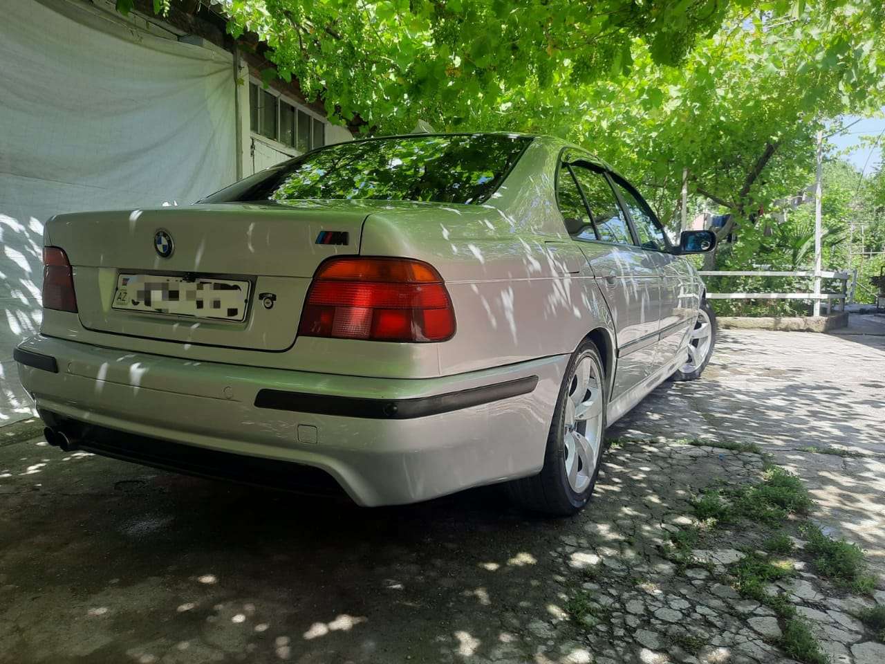 BMW 528, 2000 il, 0.25 L, 167 000 km
