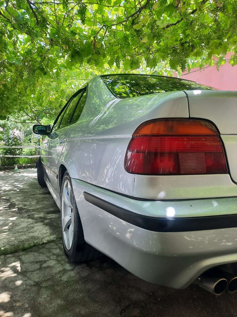 BMW 528, 2000 il, 0.25 L, 167 000 km
