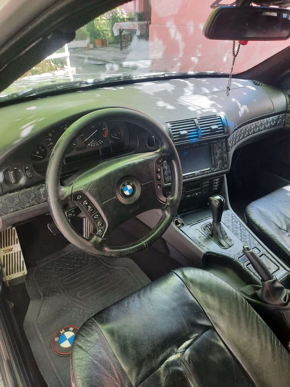 BMW 528, 2000 il, 0.25 L, 167 000 km