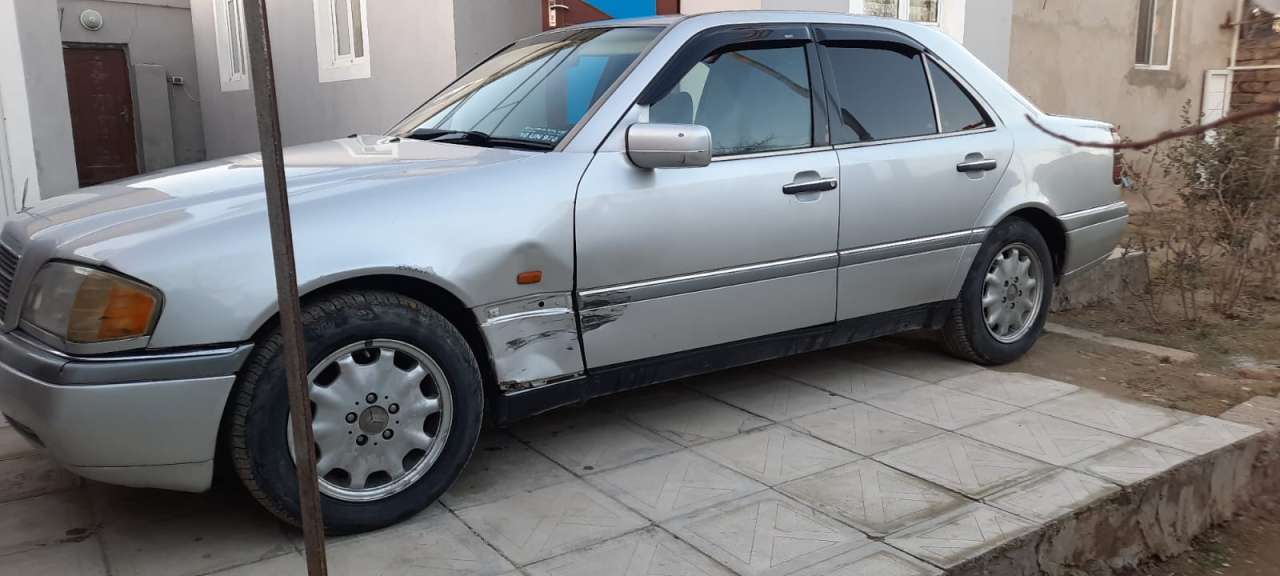 Mercedes C 220, 1994 il, 2.2 L, 502 432 km