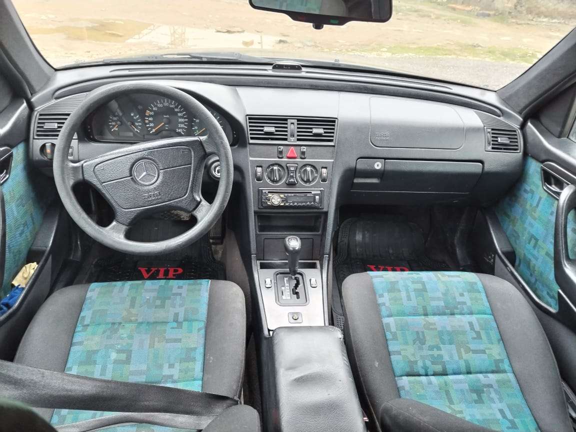 Mercedes C 180, 1995 il, 1.8 L, 430 000 km