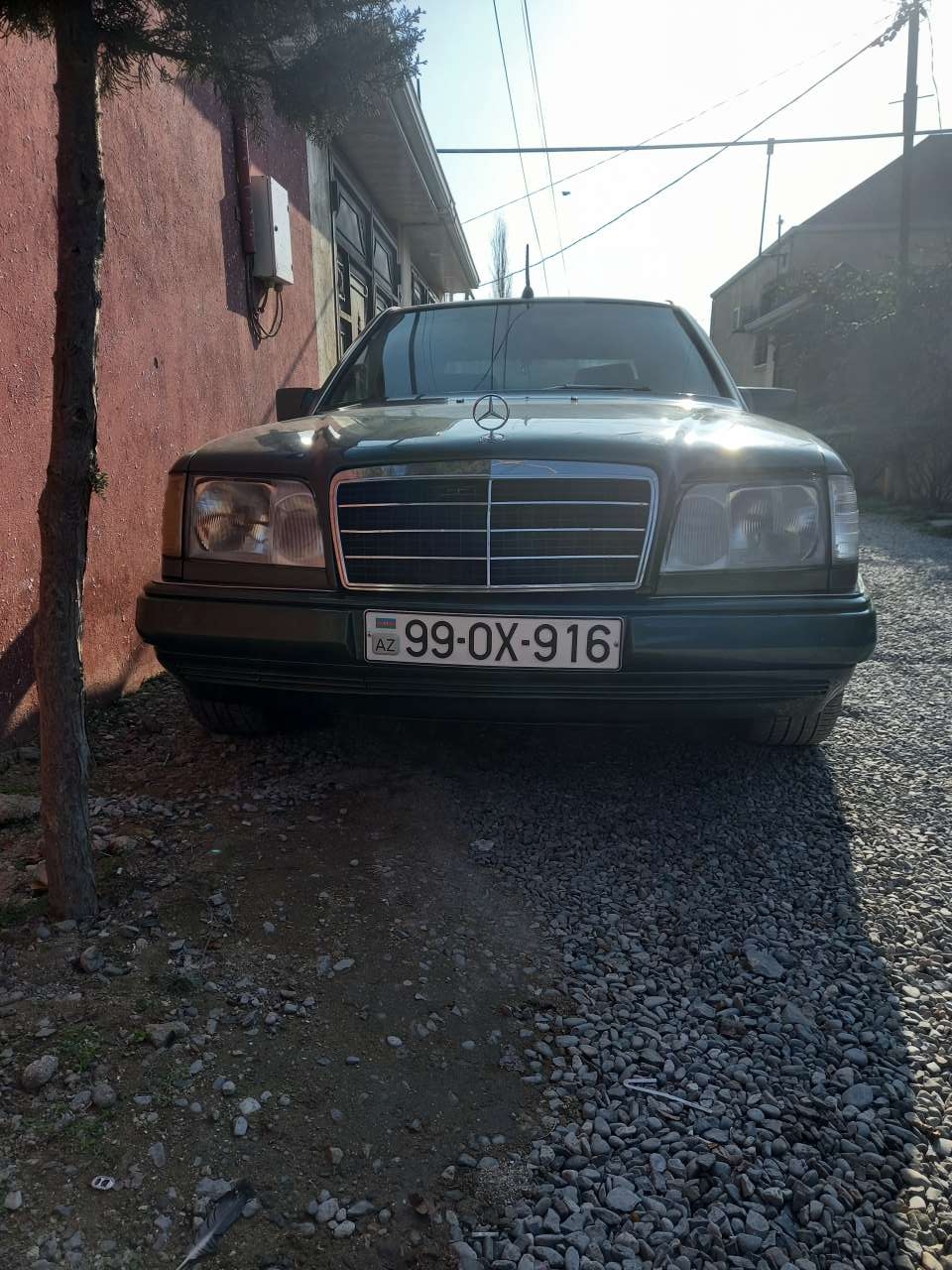 Mercedes E 220, 1993 il, 2.2 L, 480 000 km