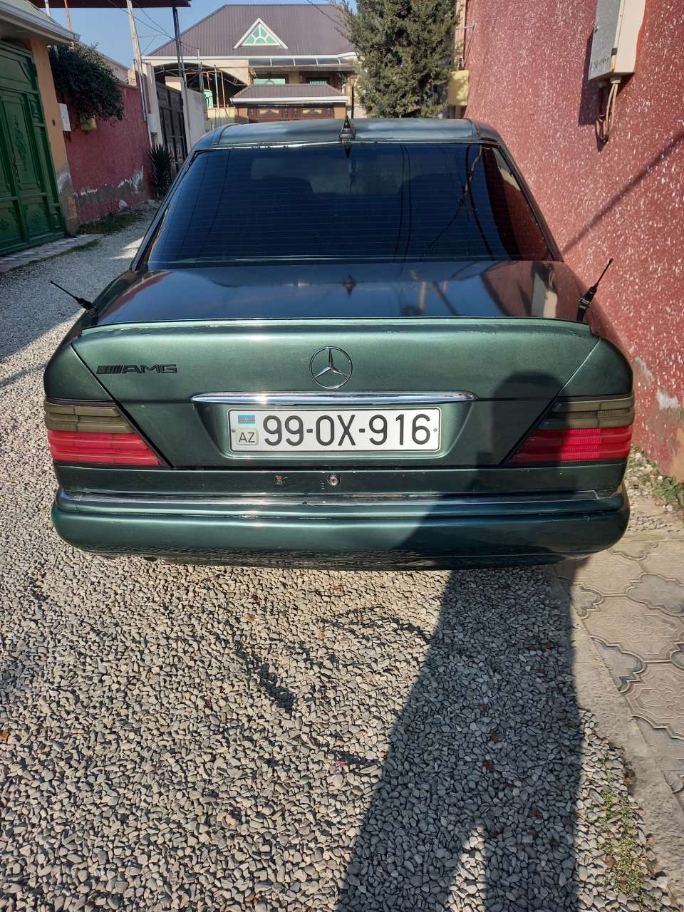 Mercedes E 220, 1993 il, 2.2 L, 480 000 km