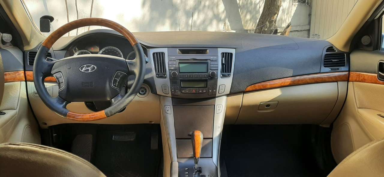 Hyundai Sonata, 2008 il, 0.3 L, 280 000 km