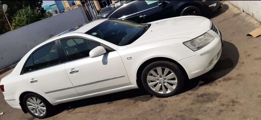 Hyundai Sonata, 2008 il, 0.3 L, 280 000 km