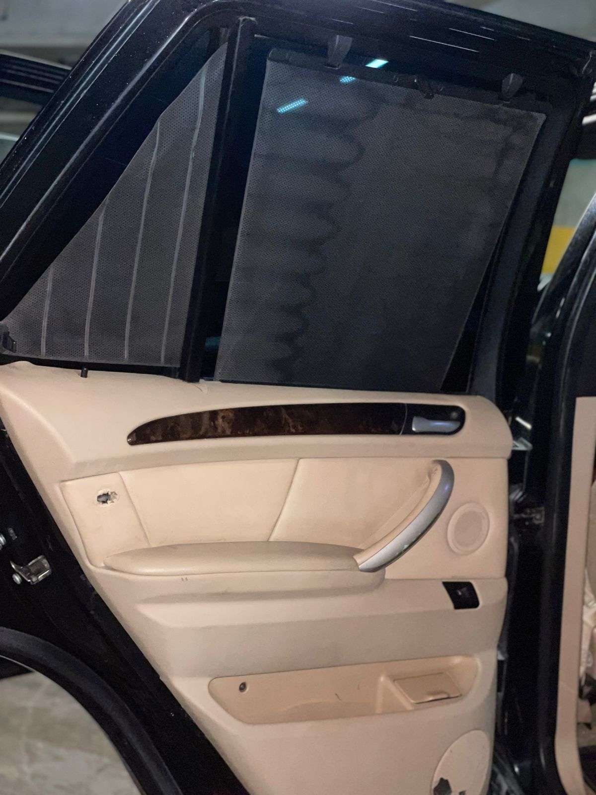 BMW X5, 2001 il, 4.4 L, 296 000 km