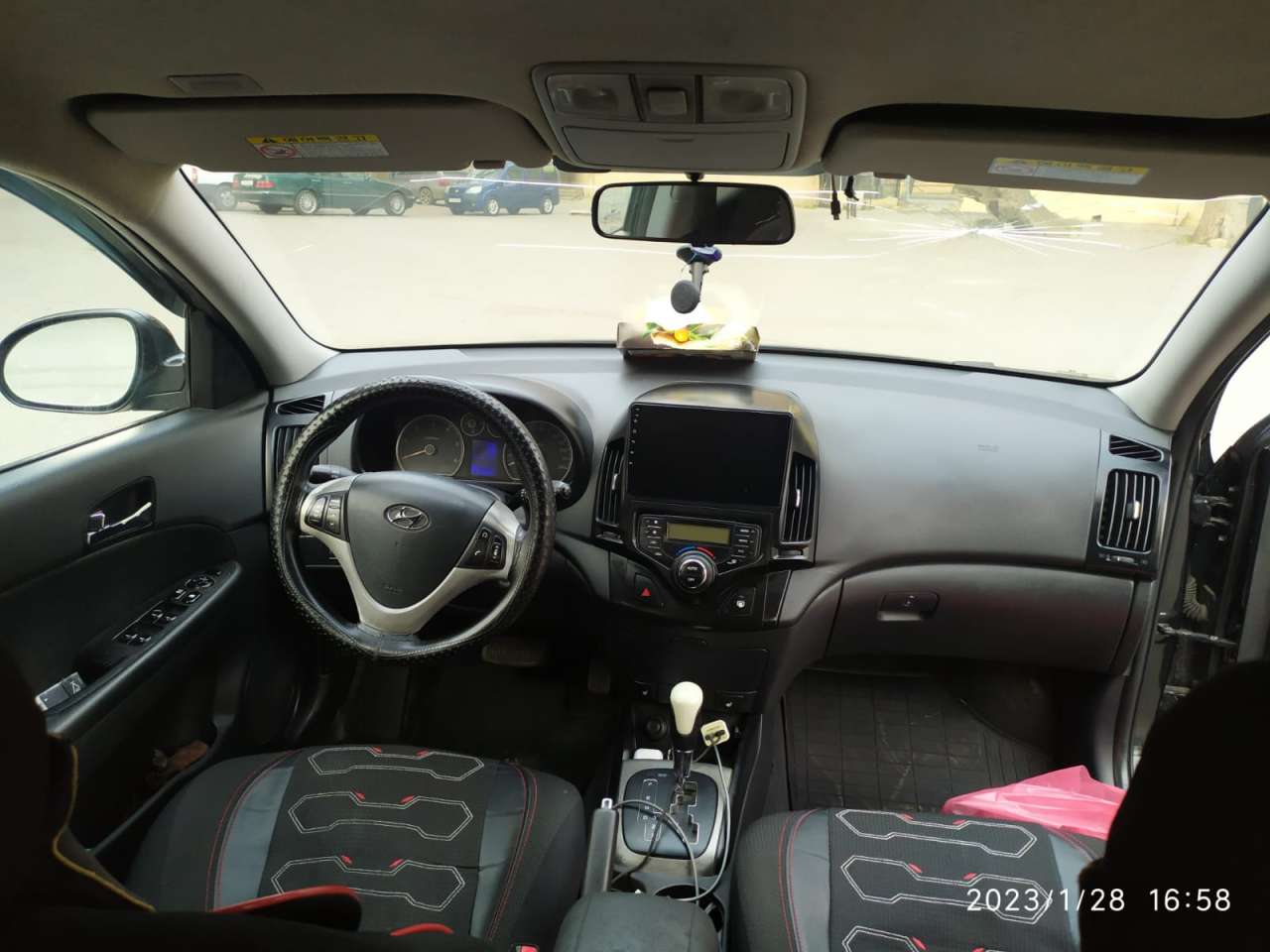 Hyundai i30, 2008 il, 1.6 L, 235 000 km