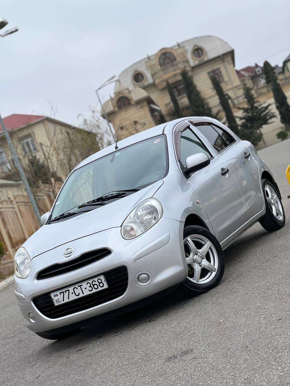Nissan March, 2012 il, 1.2 L, 240 000 km