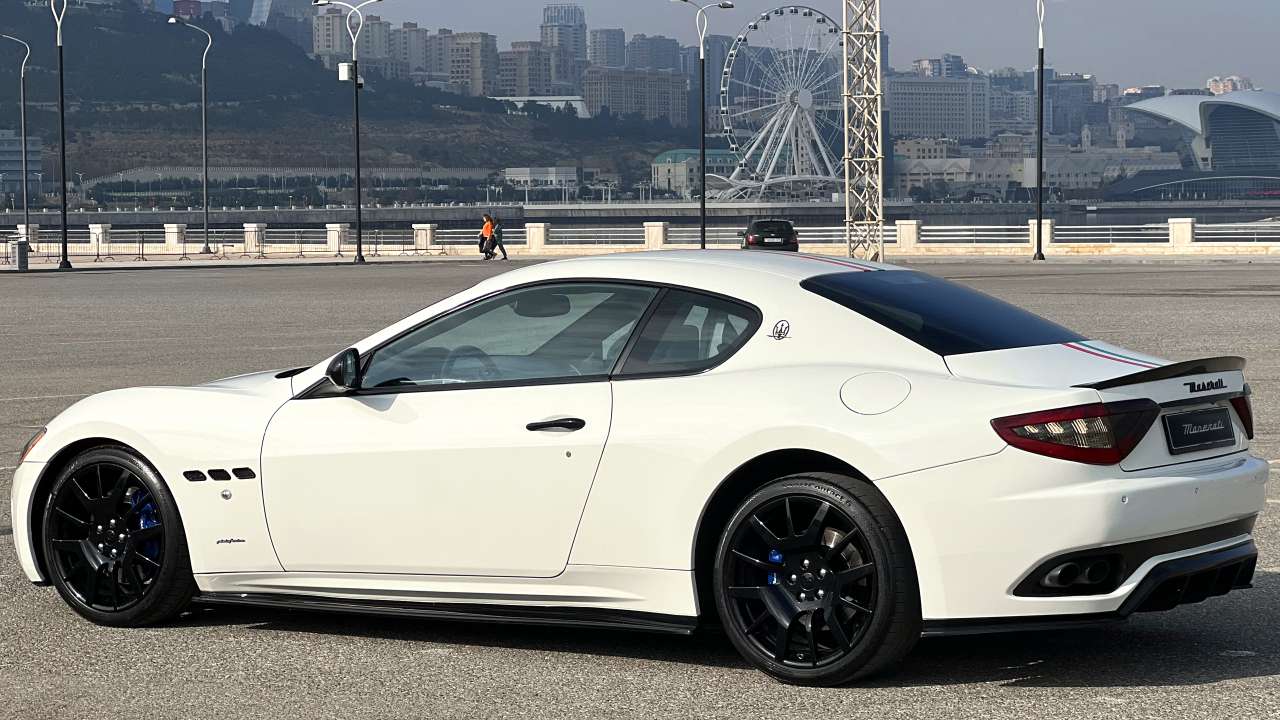 Maserati GranTurismo S, 2012 il, 4.7 L, 115 000 km