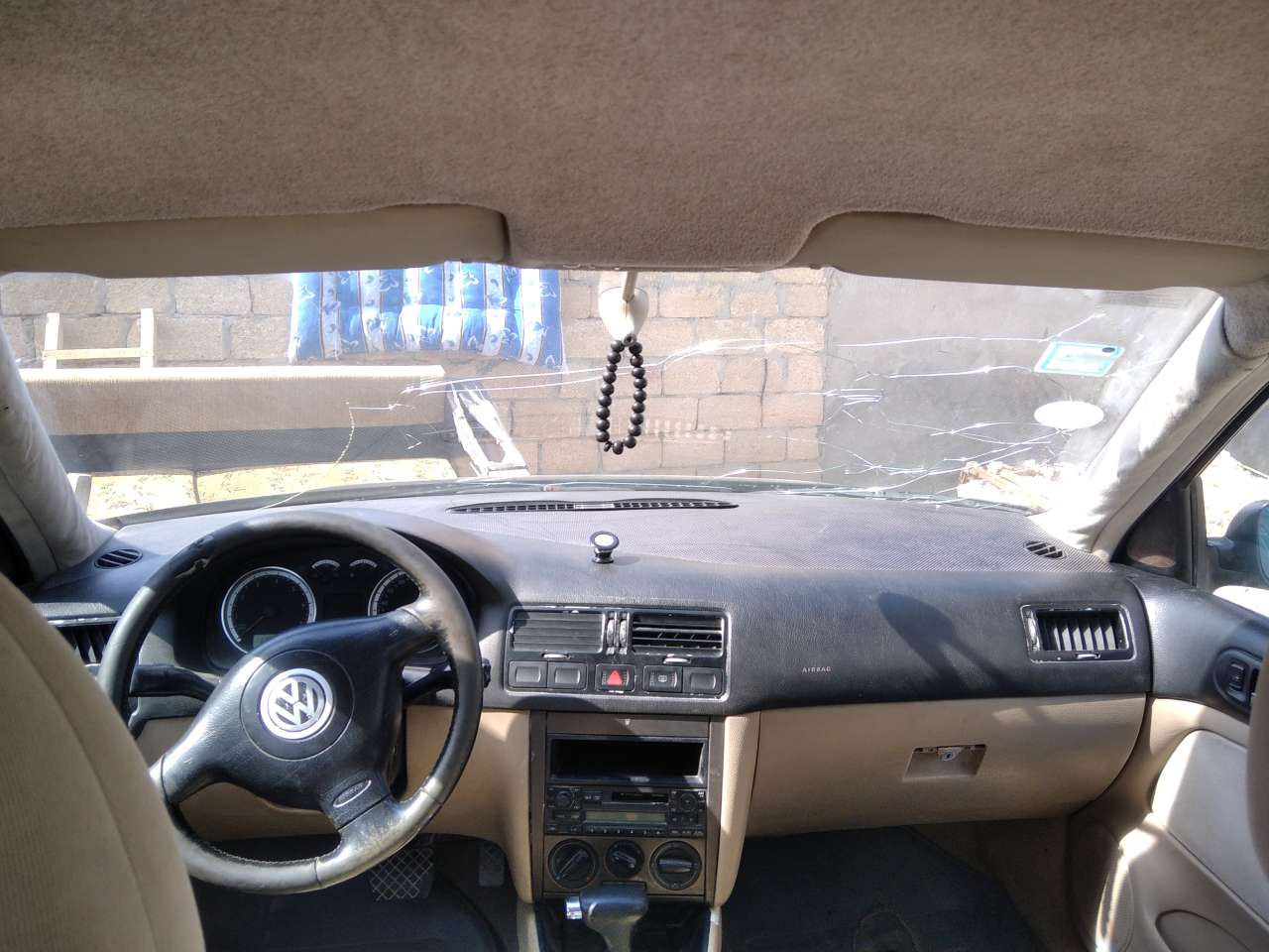 Volkswagen Bora, 2001 il, 0.2 L, 353 648 km