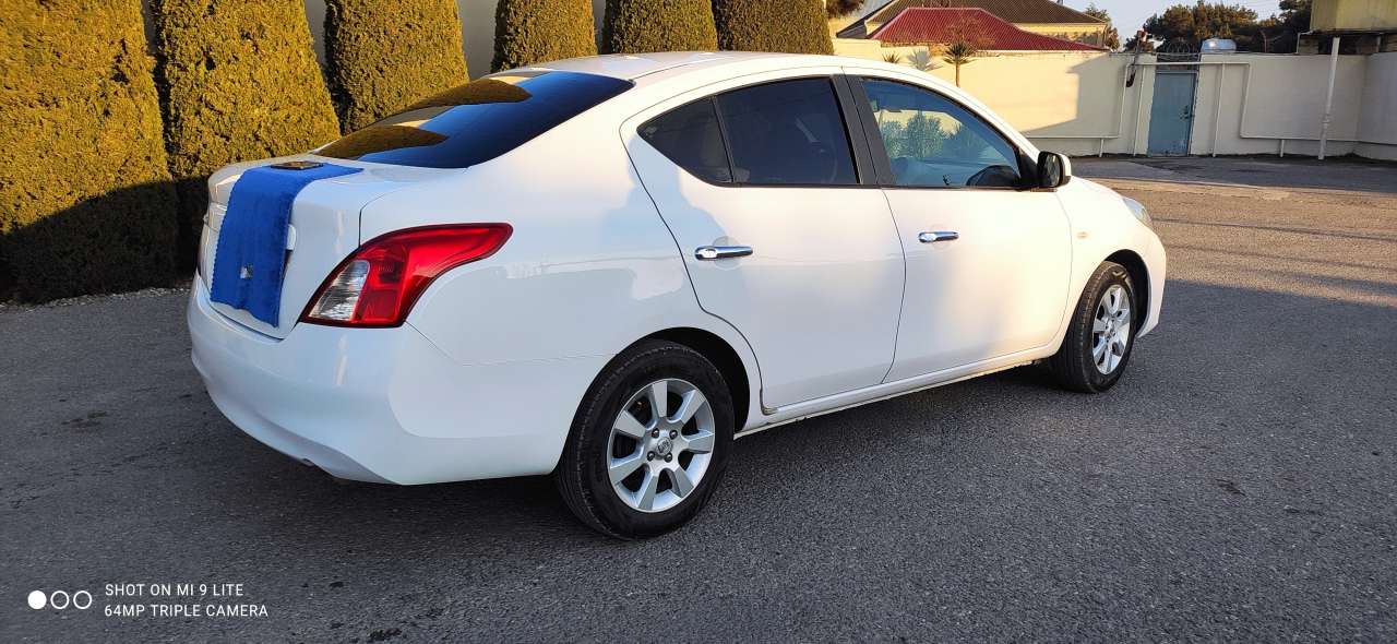 Nissan Sunny, 2014 il, 1.5 L, 125 000 km