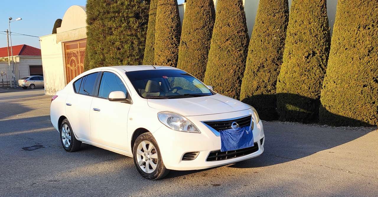 Nissan Sunny, 2014 il, 1.5 L, 125 000 km