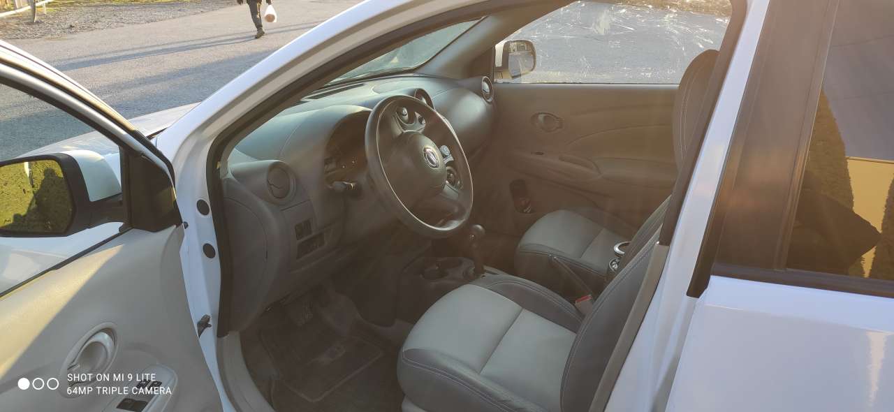 Nissan Sunny, 2014 il, 1.5 L, 125 000 km