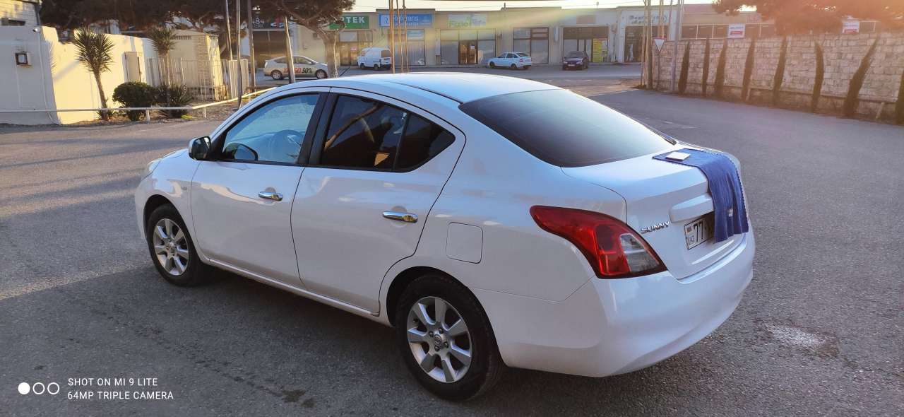 Nissan Sunny, 2014 il, 1.5 L, 125 000 km