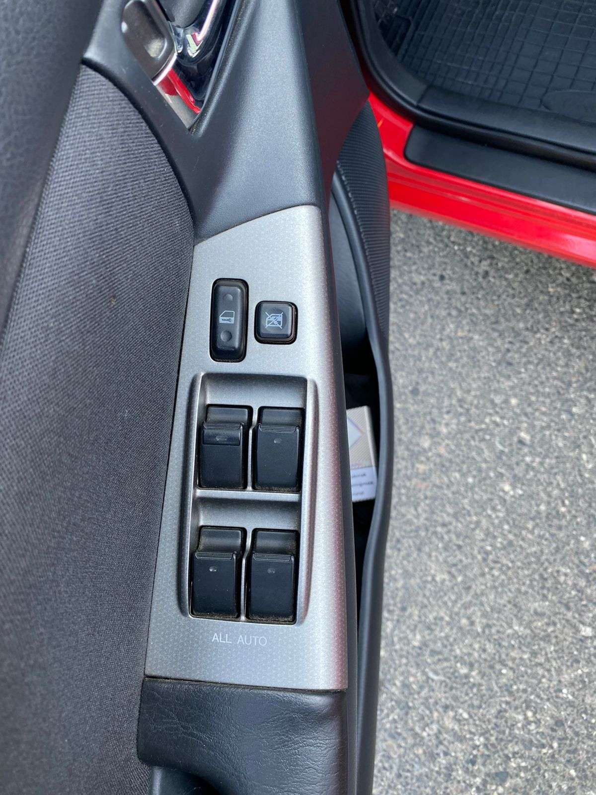 Toyota Corolla, 2005 il, 1.4 L, 186 000 km