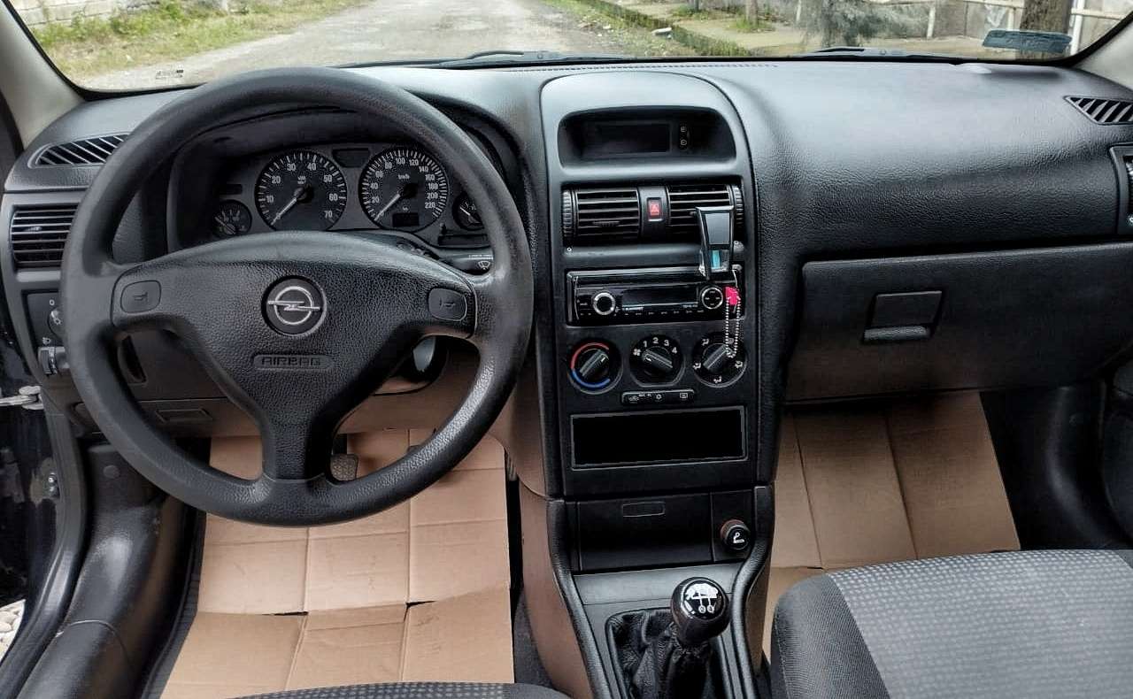 Opel Astra, 2005 il, 1.4 L, 208 000 km