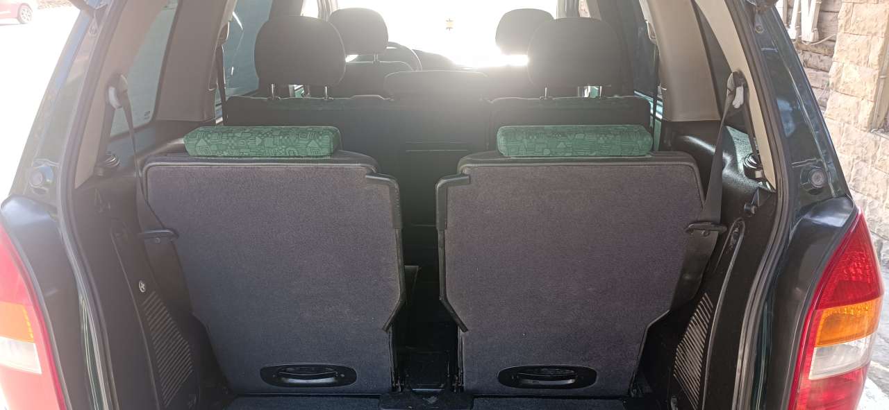 Opel Zafira, 2000 il, 1.8 L, 390 000 km