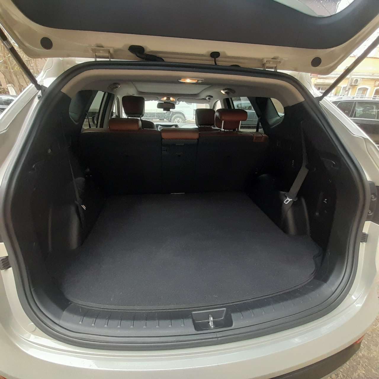 Hyundai Santa Fe, 2012 il, 2.0 L, 147 000 km