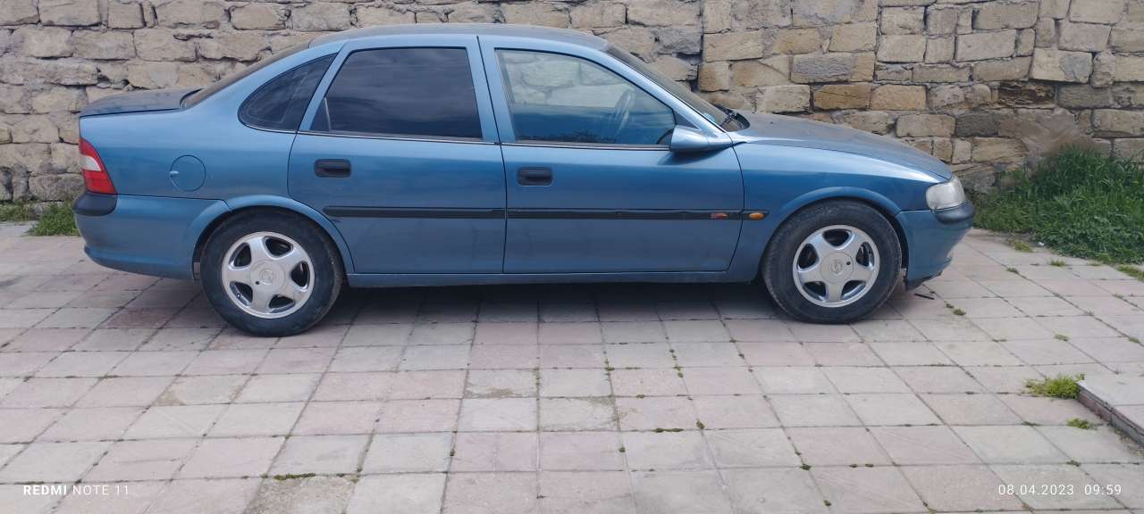 Opel Vectra, 1998 il, 1.6 L, 16 000 km