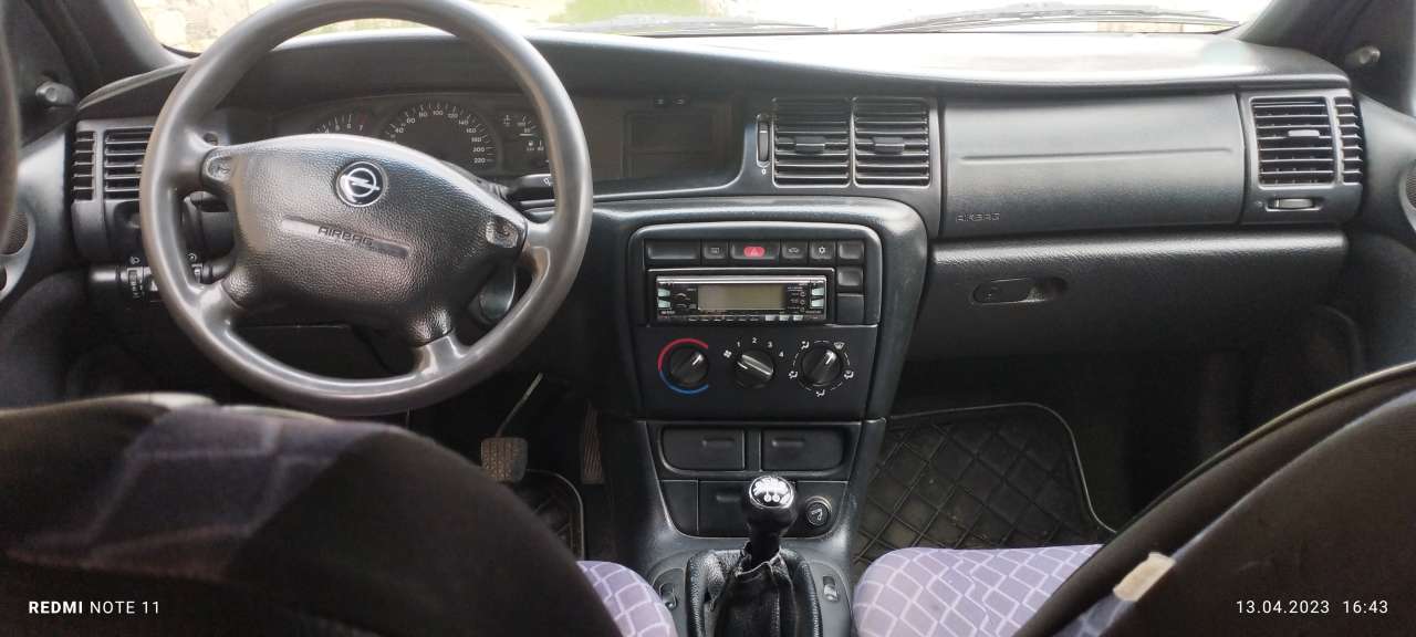 Opel Vectra, 1998 il, 1.6 L, 16 000 km