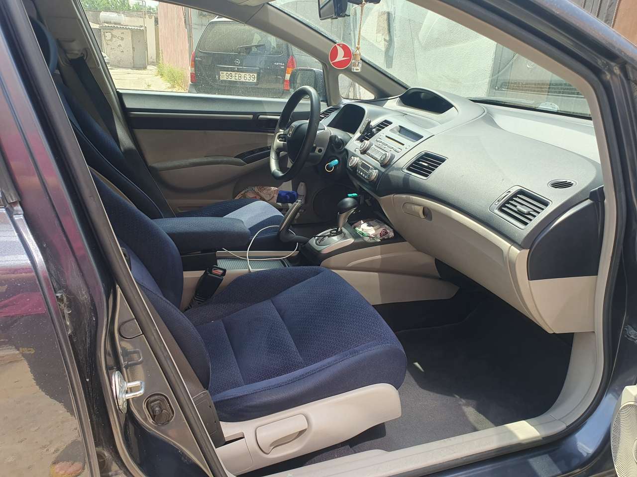 Honda Civic, 2007 il, 1.3 L, 285 000 km
