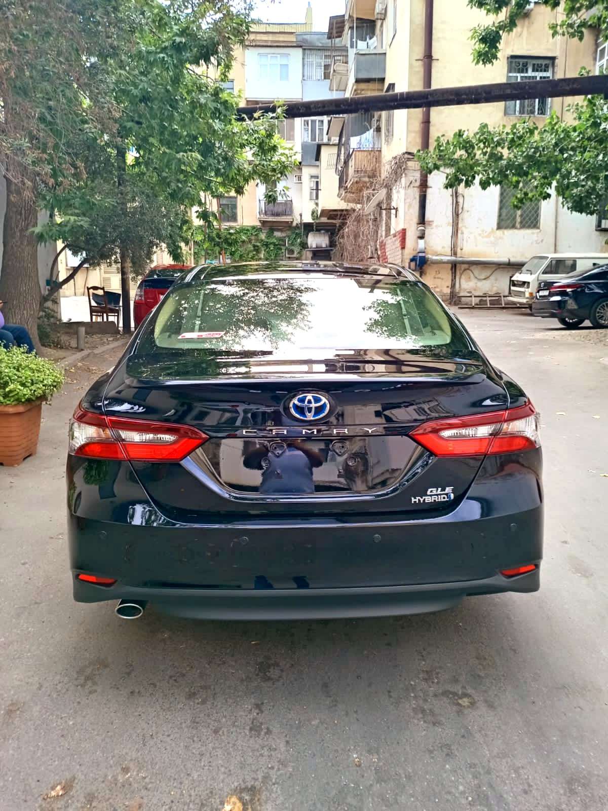 Toyota Camry, 2023 il, 0.25 L, 0 km