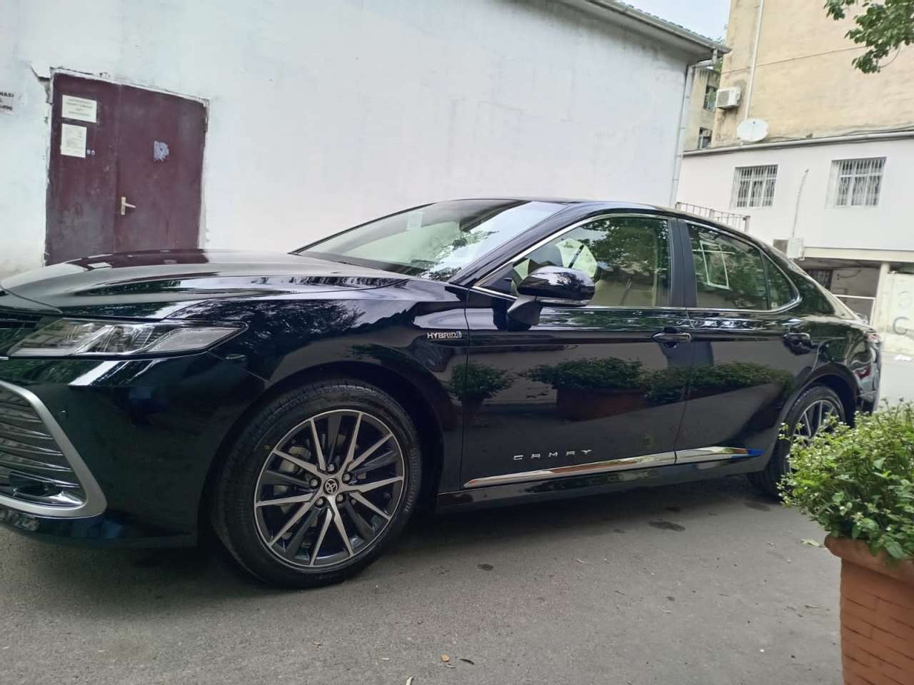Toyota Camry, 2023 il, 0.25 L, 0 km