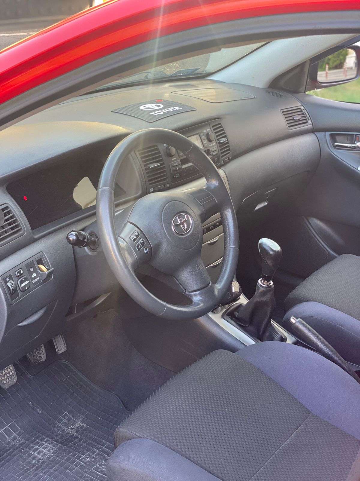 Toyota Corolla, 2005 il, 1.4 L, 197 000 km