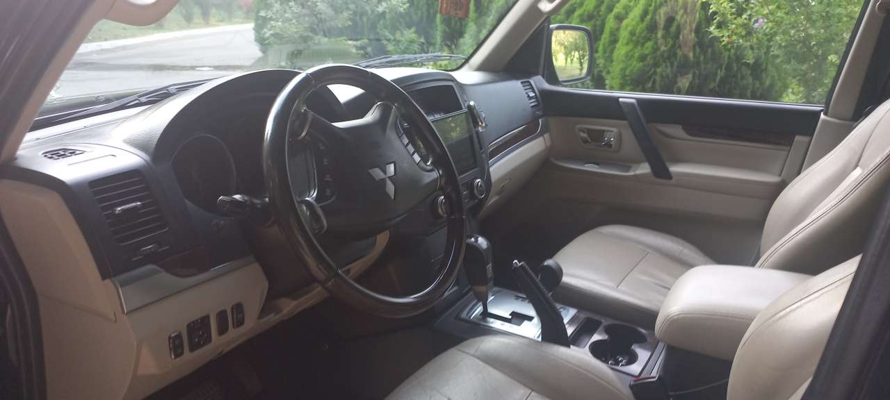 Mitsubishi Pajero, 2009 il, 0.35 L, 178 000 km