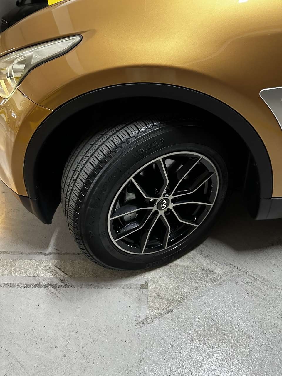 Infiniti FX35, 2009 il, 3.5 L, 82 500 km