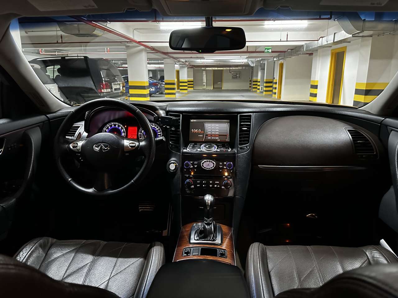 Infiniti FX35, 2009 il, 3.5 L, 82 500 km