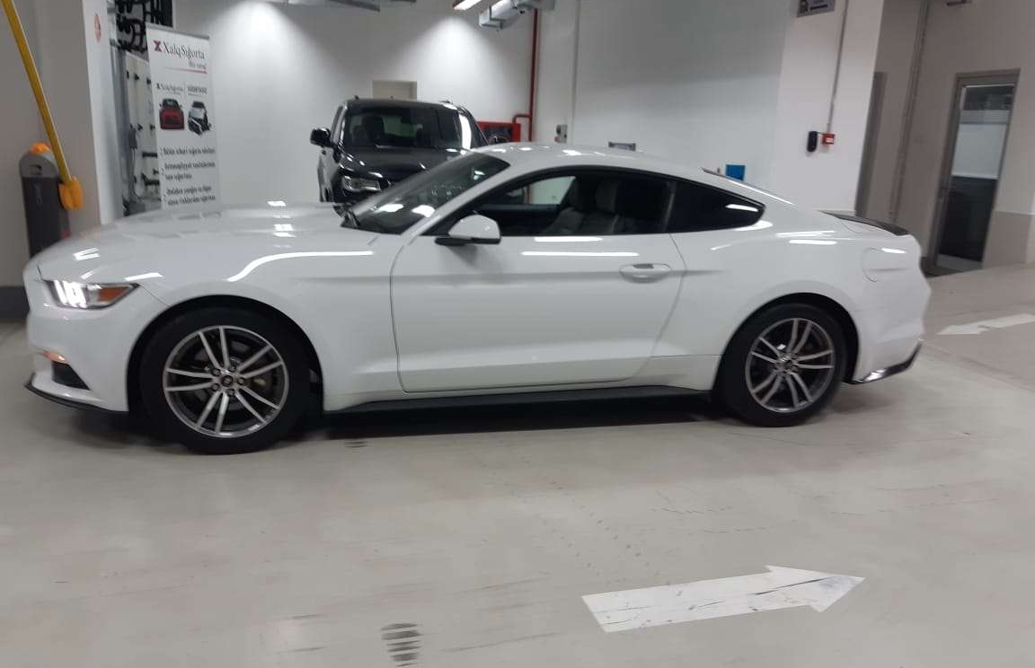 Ford Mustang, 2015 il, 2.3 L, 177 777 km