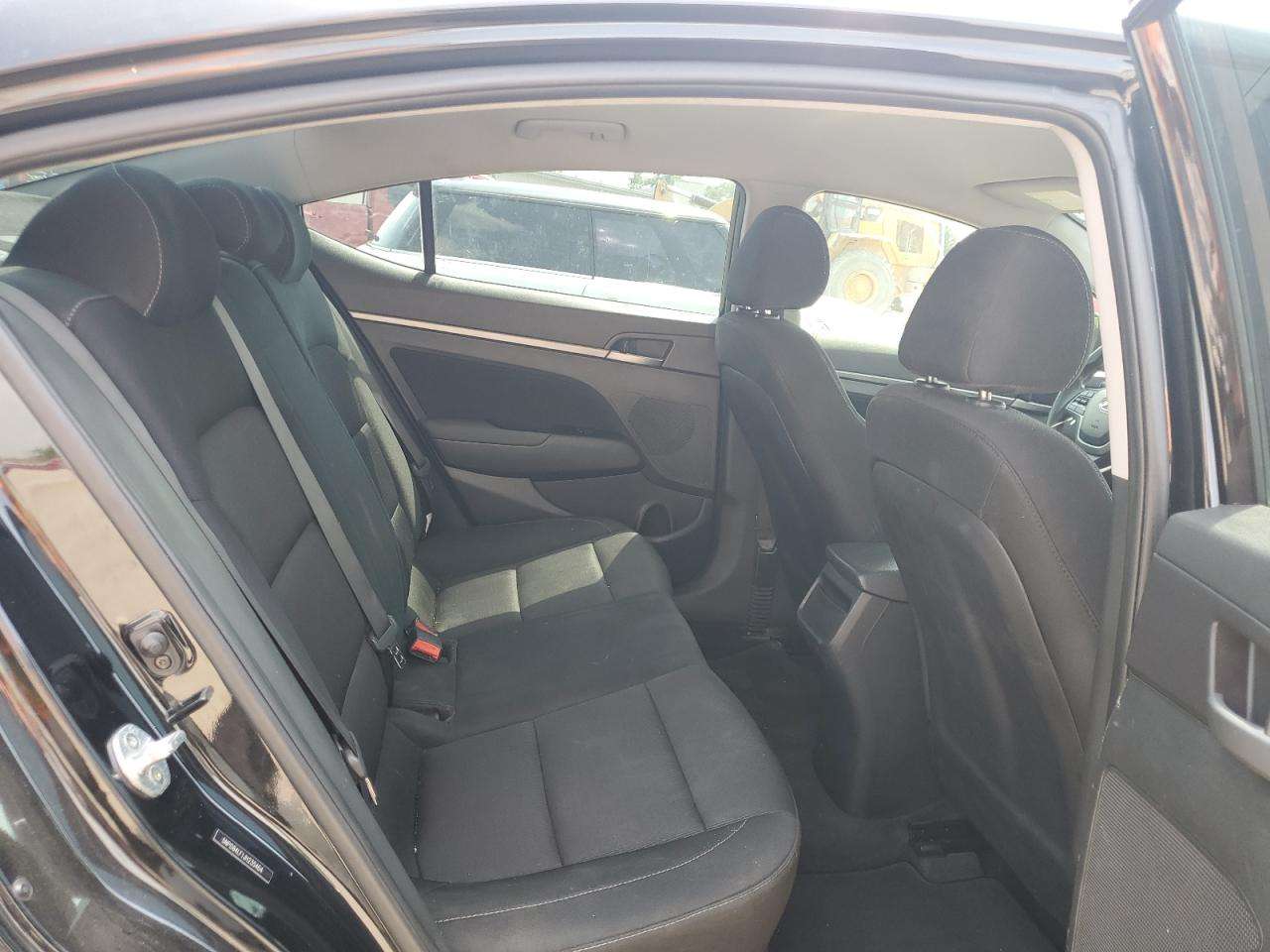Hyundai Elantra, 2017 il, 2.0 L, 102 160 km