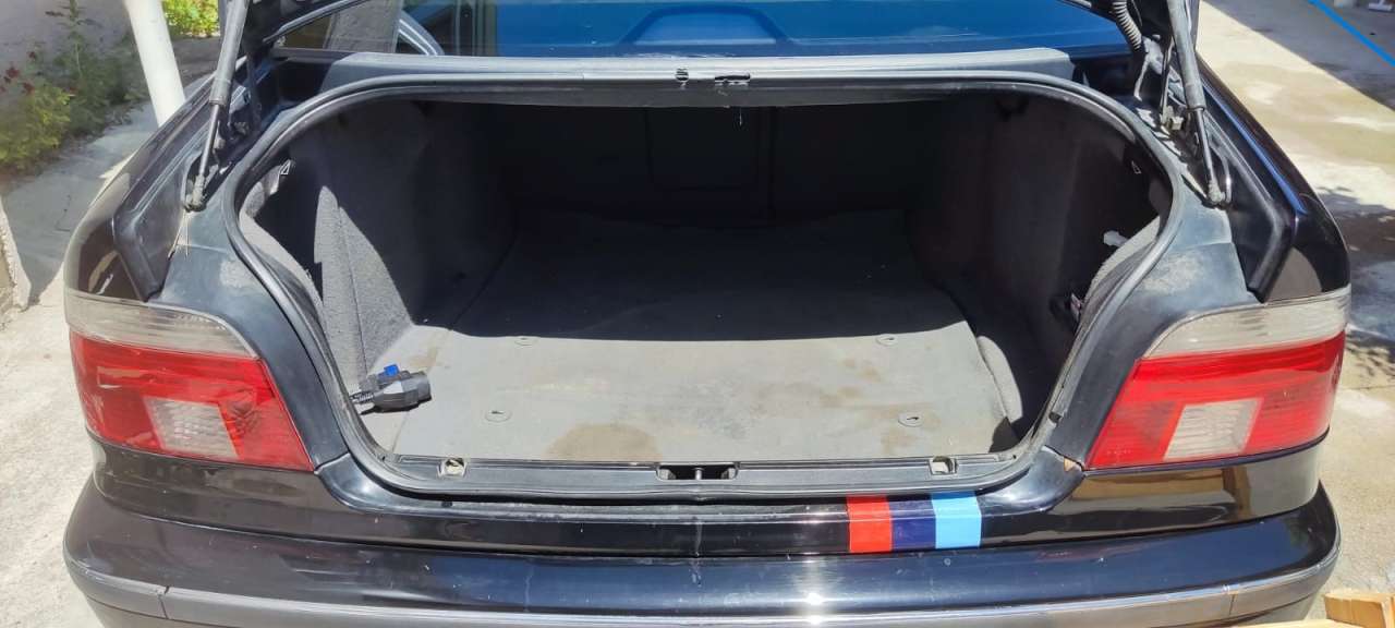 BMW 520, 1997 il, 2.0 L, 516 000 km