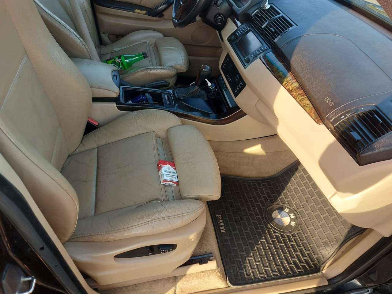 BMW X5, 2001 il, 4.4 L, 308 600 km